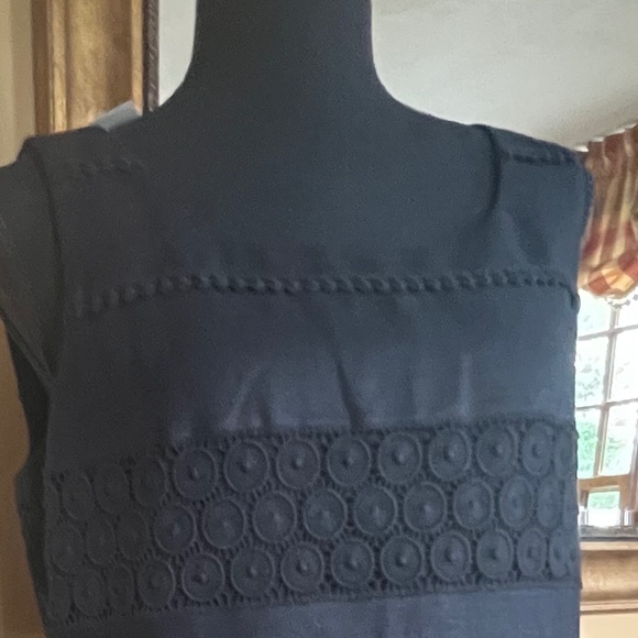 TALBOTS Black  Eyelet Lace Linen and Cotton Blend  Dress Size 8P - Picture 2 of 16